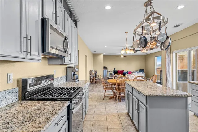 $590,000 | 2993 Stagecoach Drive, Valley Springs, CA 95252