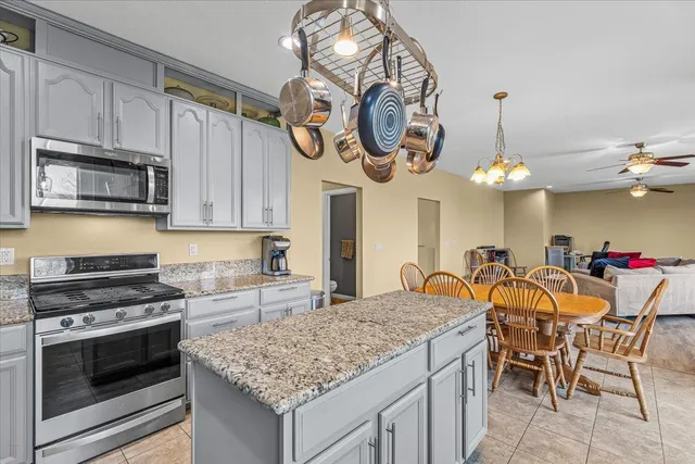 $590,000 | 2993 Stagecoach Drive, Valley Springs, CA 95252