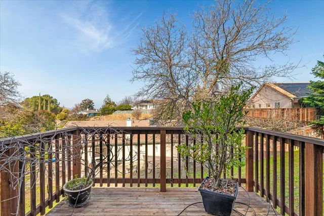 $590,000 | 2993 Stagecoach Drive, Valley Springs, CA 95252