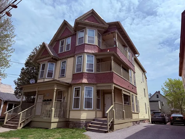$1,550,000 | 26-28 Converse Court, Burlington, VT 05401