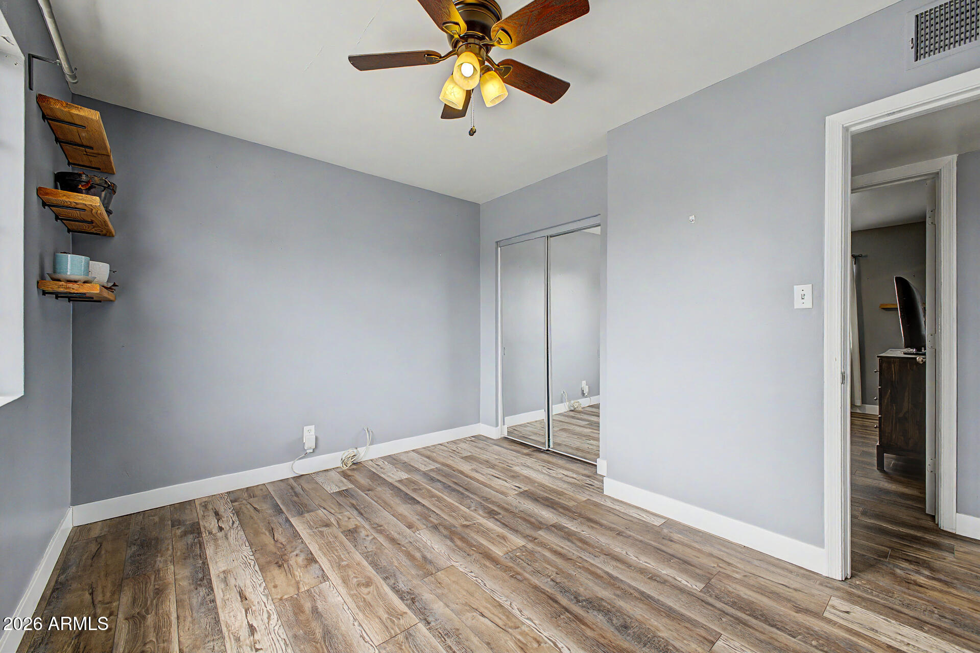 2037 West State Avenue Phoenix, AZ 85021 - Photo 19 of 27