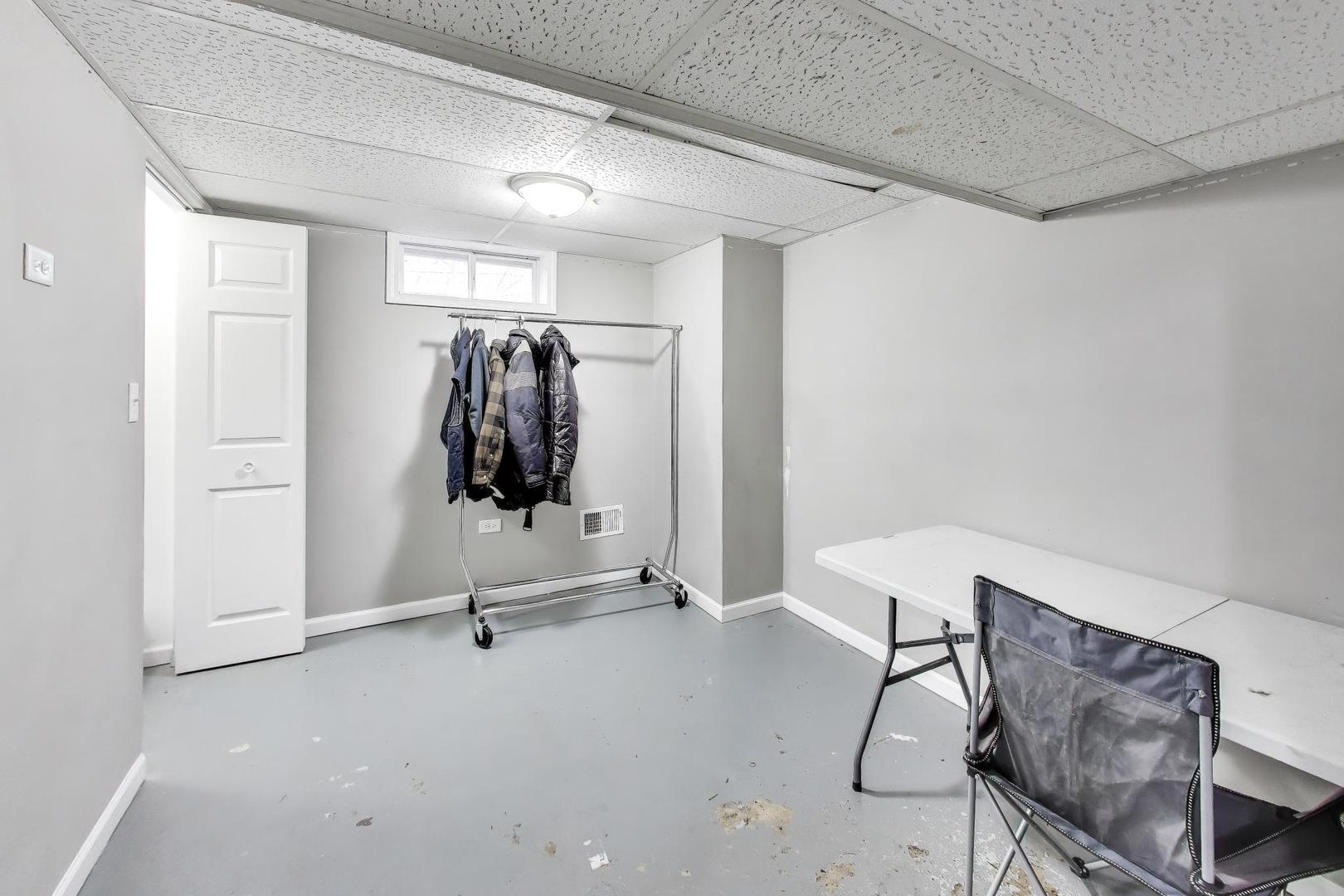 223 Oneill Street Joliet, IL 60436 - Photo 15 of 22