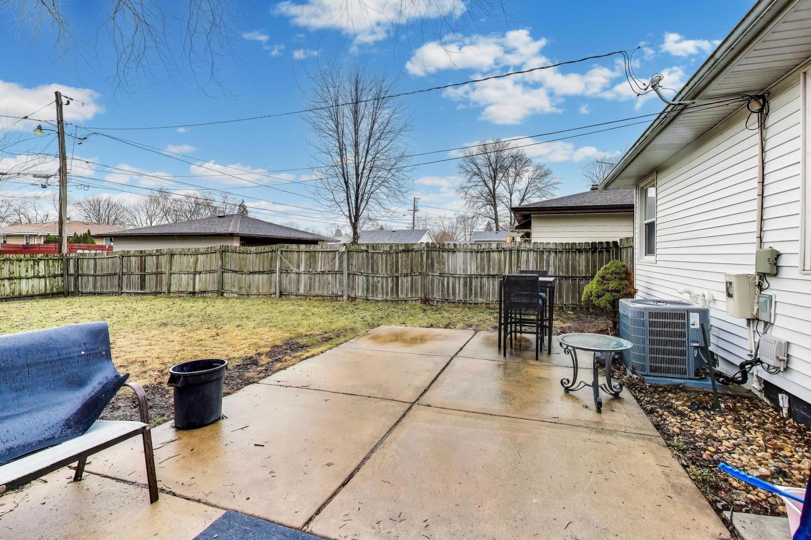 223 Oneill Street Joliet, IL 60436 - Photo 18 of 22