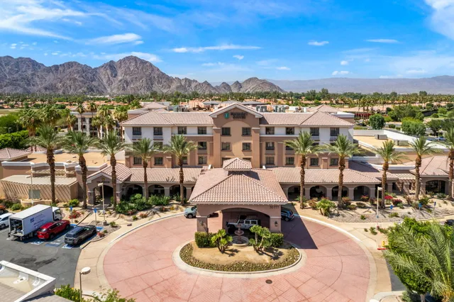 $340,950 | 50610 Santa Rosa Plaza, Unit 7, La Quinta, CA 92253
