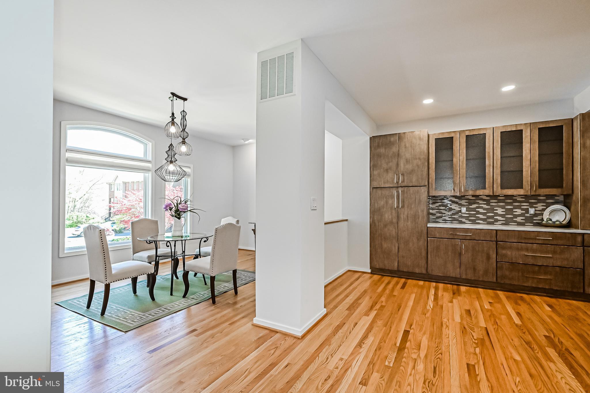 11505 Hemingway Drive Reston, VA 20194 - Photo 3 of 50