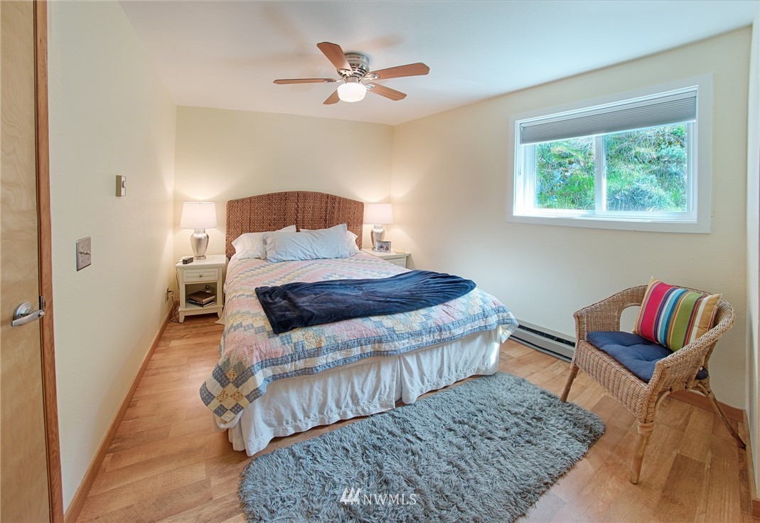 2520 South Lakeshore Road Chelan, WA 98816 - Photo 16 of 22 Gallery Image 16