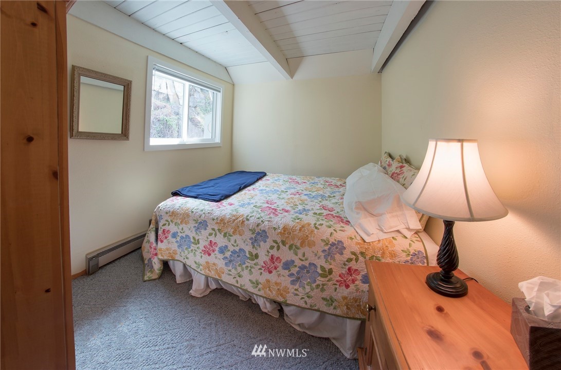 2520 South Lakeshore Road Chelan, WA 98816 - Photo 17 of 22 Gallery Image 17