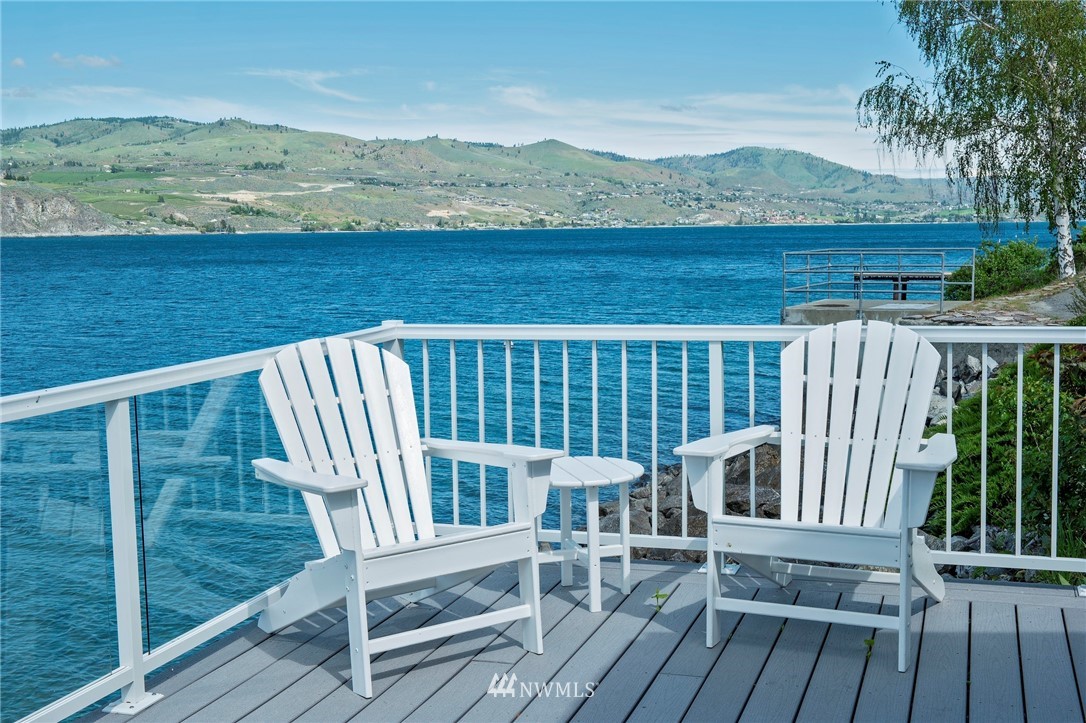 2520 South Lakeshore Road Chelan, WA 98816 - Photo 7 of 22 Gallery Image 7