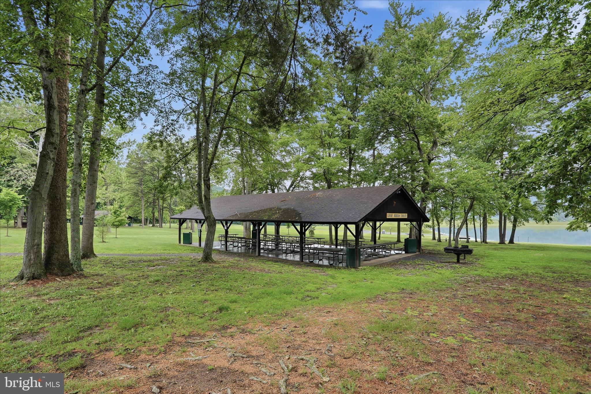 938 Lake Arrowhead Road Luray, VA 22835 - Photo 34 of 38