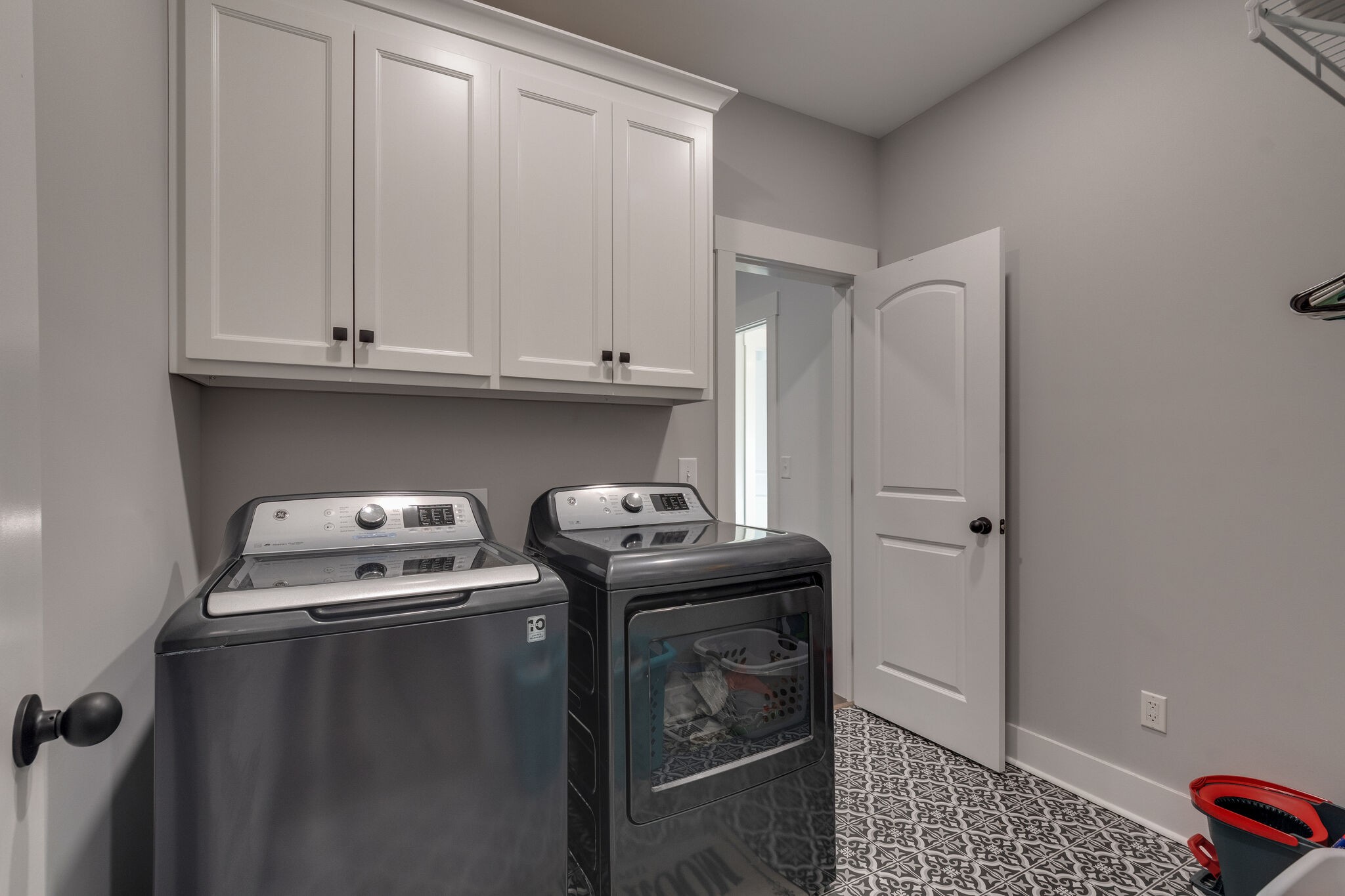 947 South Cross Bridges Road Mount Pleasant, TN 38474 - Photo 24 of 37 a utility room with dryer and washer