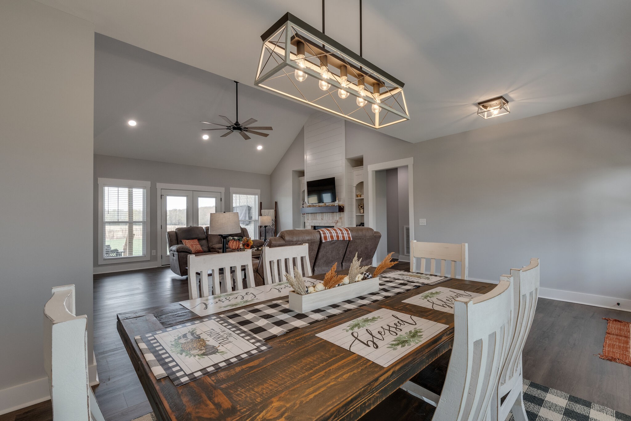 947 South Cross Bridges Road Mount Pleasant, TN 38474 - Photo 8 of 37 a view of a dining room with furniture