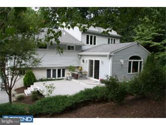 92 Verona Road Broomall, PA 19008 - Photo 10 of 12 Exterior Back