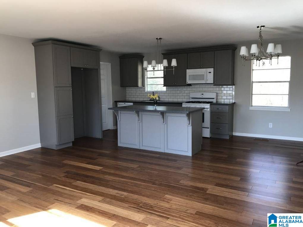 3018 Queenstown Road Trussville, AL 35173 - Photo 3 of 22