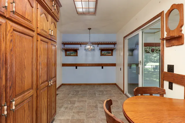 $375,000 | 105 West C Street, Delavan, IL 61734