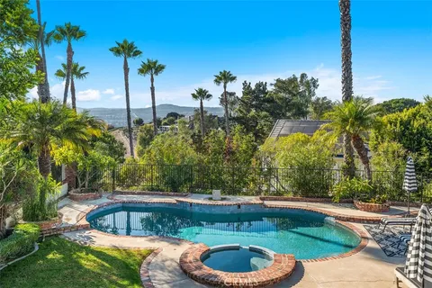 $3,400,000 | 27101 Shenandoah Drive, Laguna Hills, CA 92653