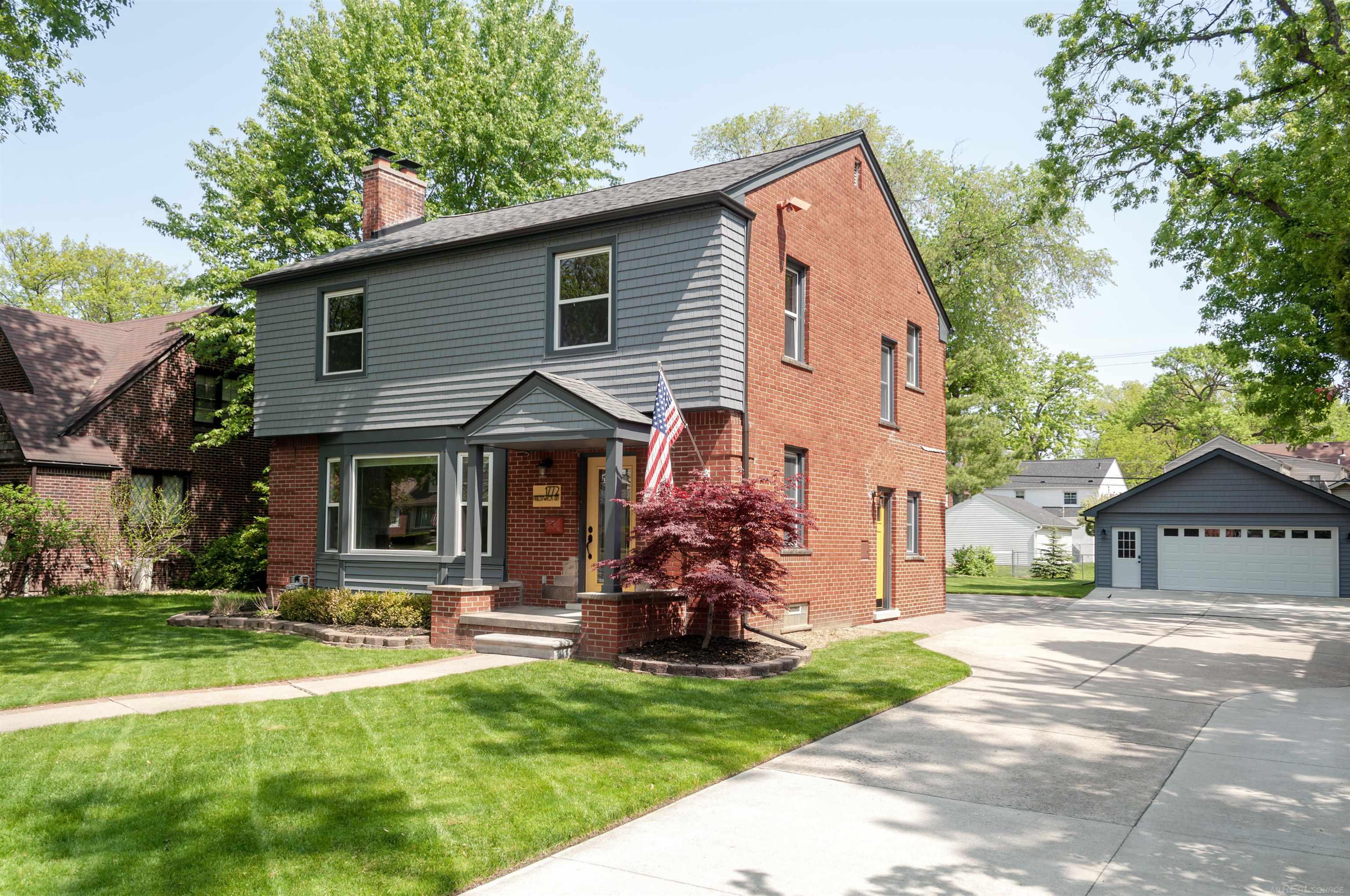 1772 Prestwick Road Grosse Pointe Woods, MI 48236 - Photo 2 of 58