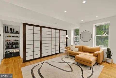 $349,500 | 2370 Champlain Street Northwest, Unit 21, Washington, DC 20009