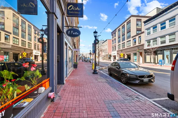 $330,000 | 126 Washington Street, Unit 304, Norwalk, CT 06854