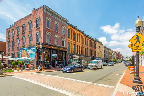 $330,000 | 126 Washington Street, Unit 304, Norwalk, CT 06854