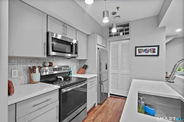 $330,000 | 126 Washington Street, Unit 304, Norwalk, CT 06854