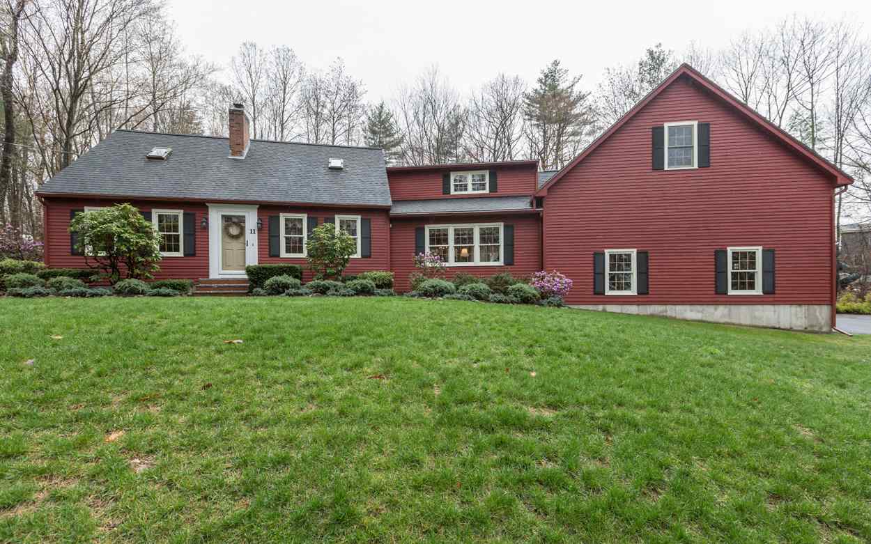 11 Shannon Road Hampstead, NH 03841 - Photo 1 of 40 Gallery Image 1