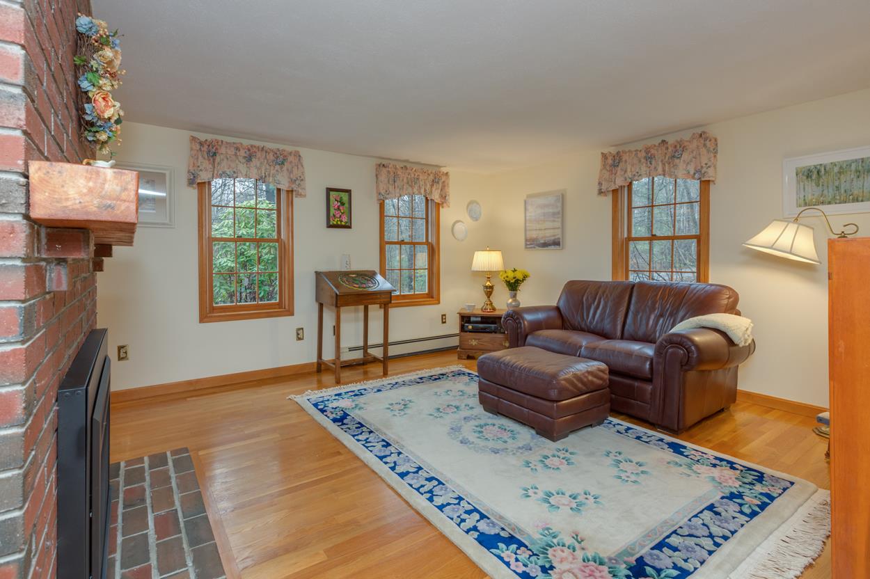 11 Shannon Road Hampstead, NH 03841 - Photo 8 of 40 Gallery Image 8