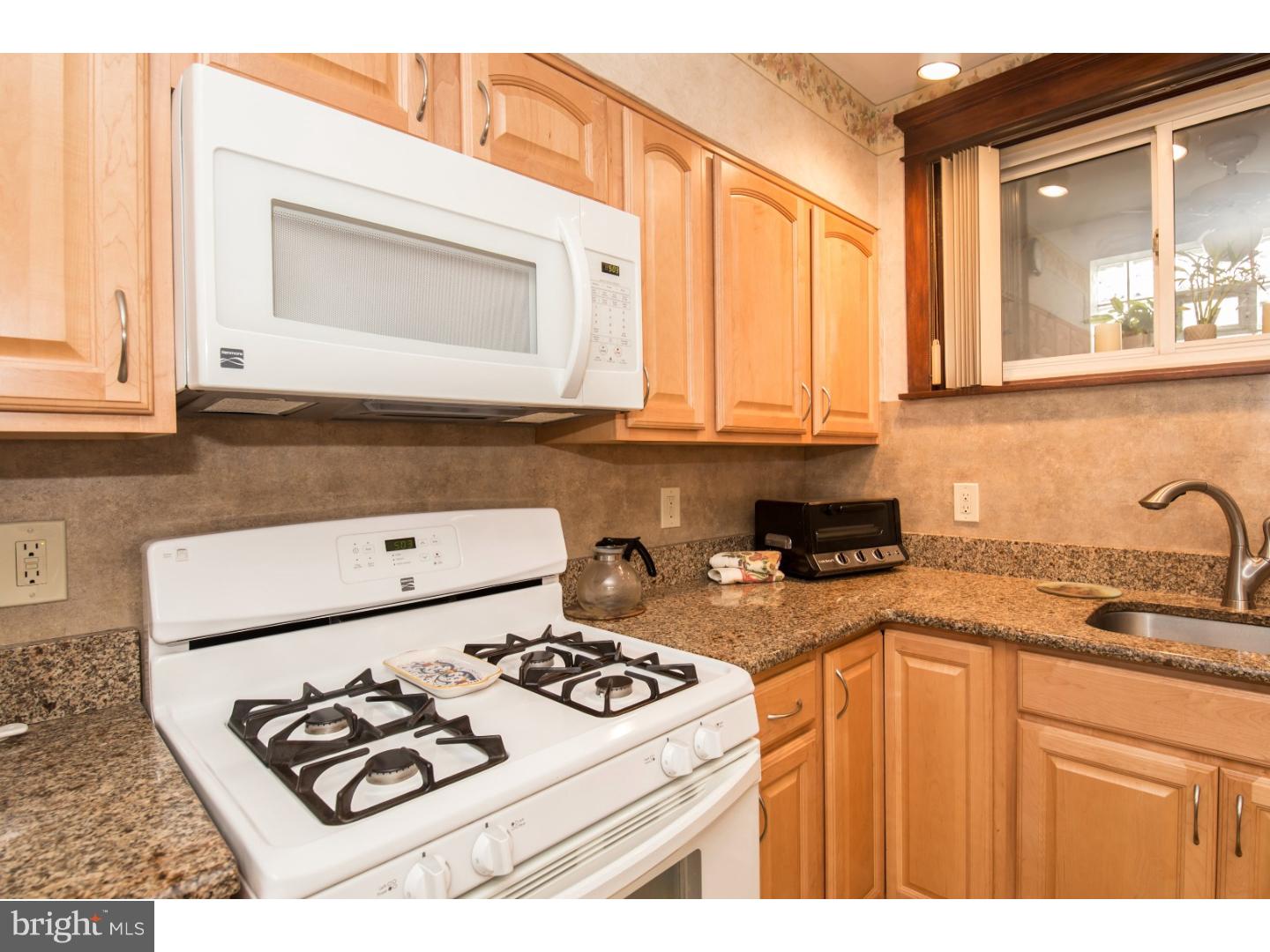 1935 West Ritner Street Philadelphia, PA 19145 - Photo 10 of 24 Gallery Image 10