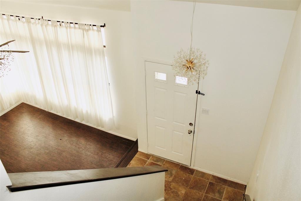 105 Summit Ridge Drive North Point Venture, TX 78645 - Photo 2 of 17