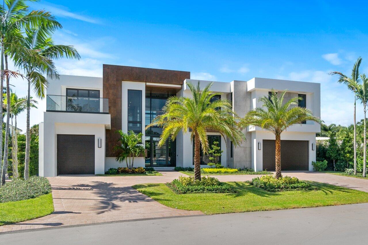 2391 Areca Palm Road Boca Raton, FL 33432 - Photo 4 of 28 Front side view