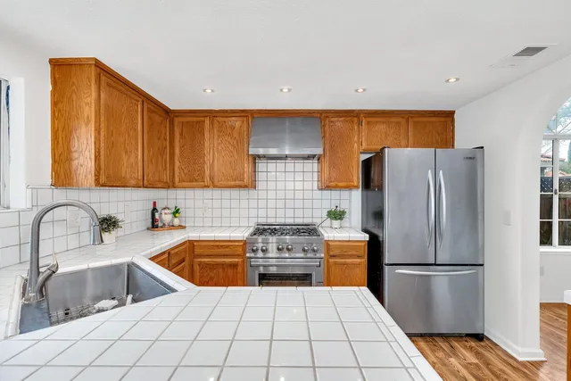 $460,000 | 909 Neal Street, Los Banos, CA 93635