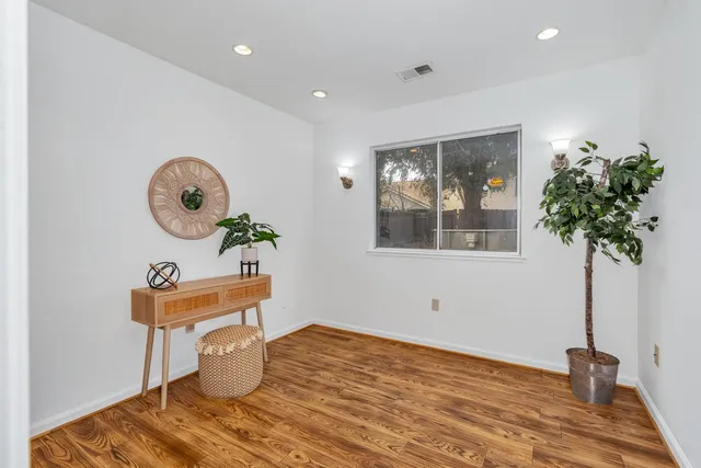 $460,000 | 909 Neal Street, Los Banos, CA 93635