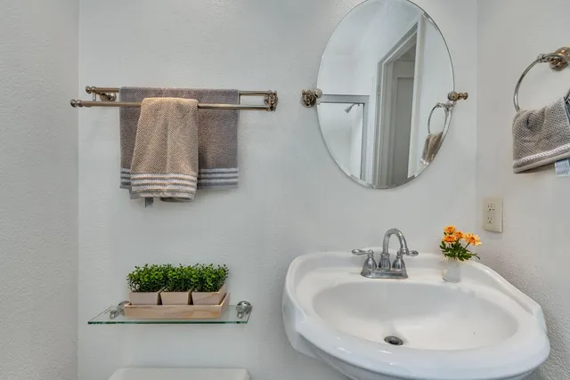 $460,000 | 909 Neal Street, Los Banos, CA 93635