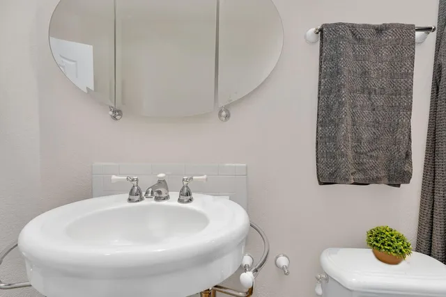 $460,000 | 909 Neal Street, Los Banos, CA 93635