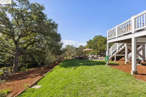 $1,899,000 | 3085 Monterey Boulevard, Oakland, CA 94602