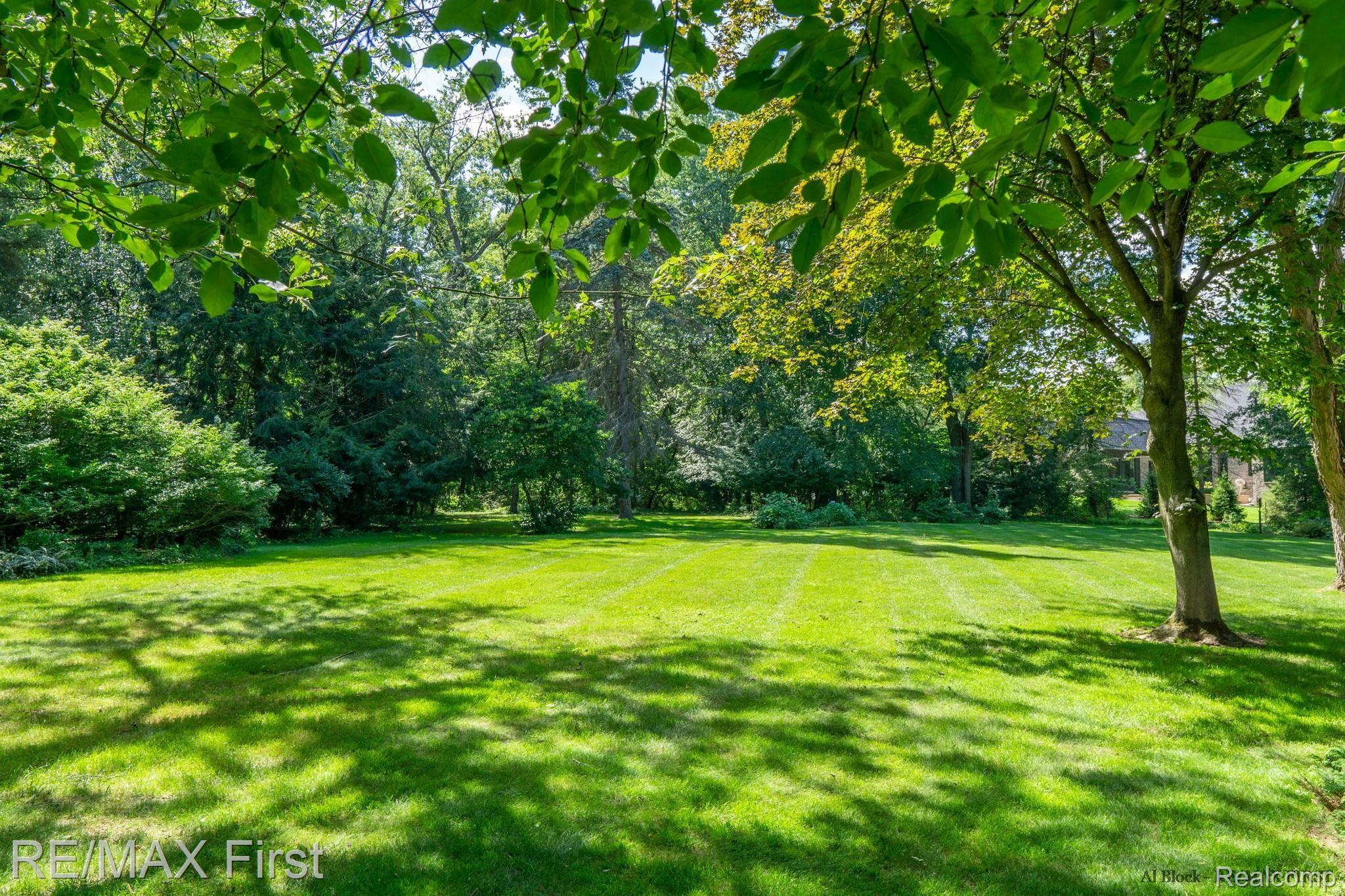 4660 Dover Road Bloomfield Hills, MI 48304 - Photo 12 of 48 DSC06345.jpg