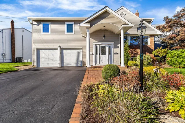 $1,149,888 | 3034 Bond Drive, Merrick, NY 11566