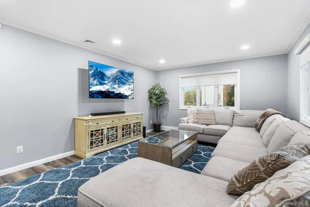 $1,149,888 | 3034 Bond Drive, Merrick, NY 11566