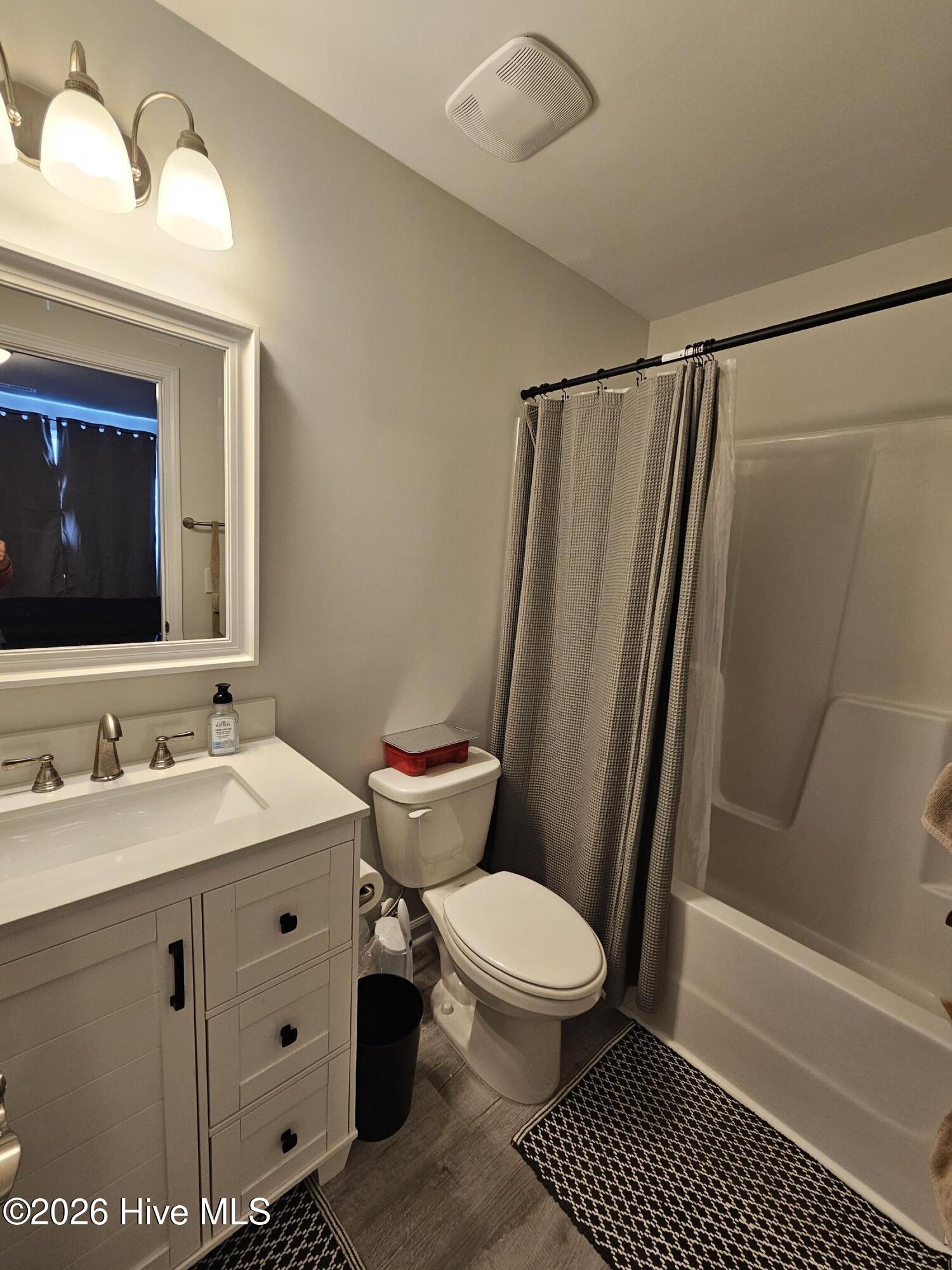 237 Winstead Loop Richlands, NC 28574 - Photo 12 of 20 20260112_130232