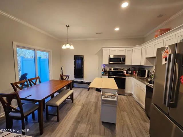 $1,750 | 237 Winstead Loop, Richlands, NC 28574