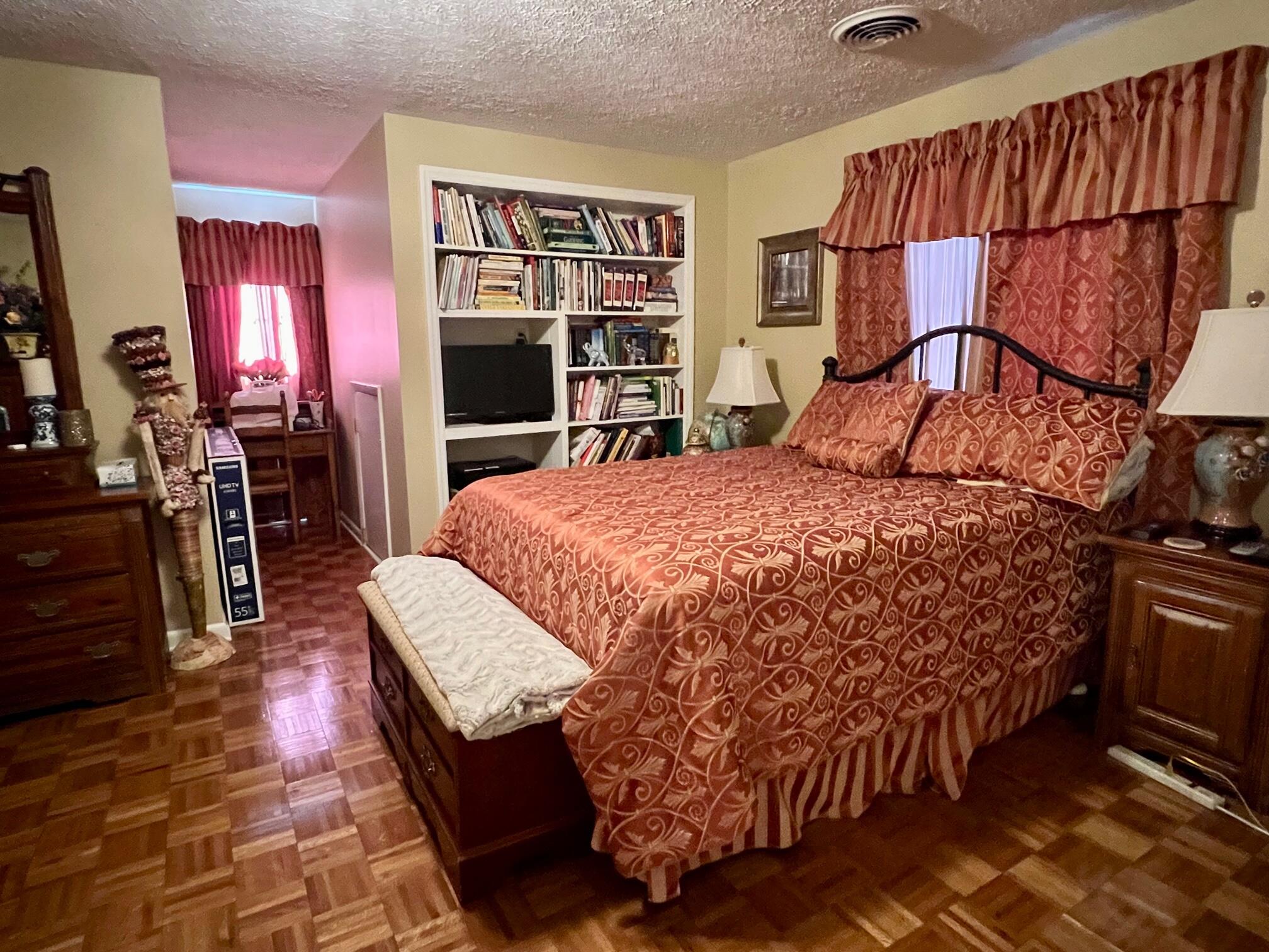 2 Ridge Point Big Stone Gap, VA 24219 - Photo 23 of 53 27