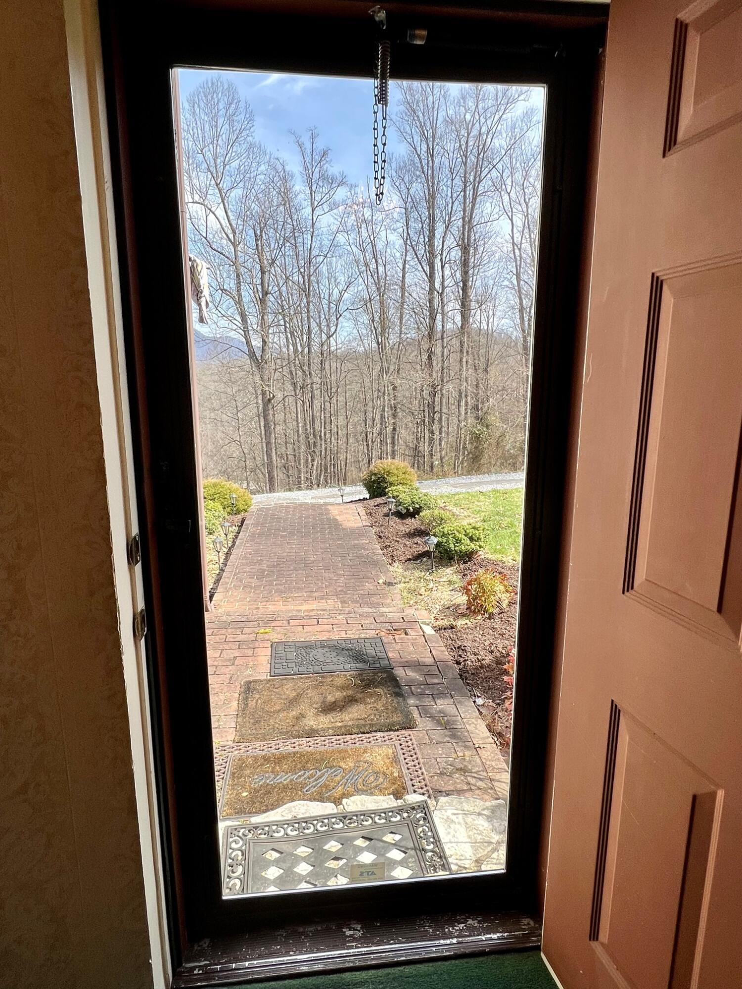 2 Ridge Point Big Stone Gap, VA 24219 - Photo 3 of 53 25