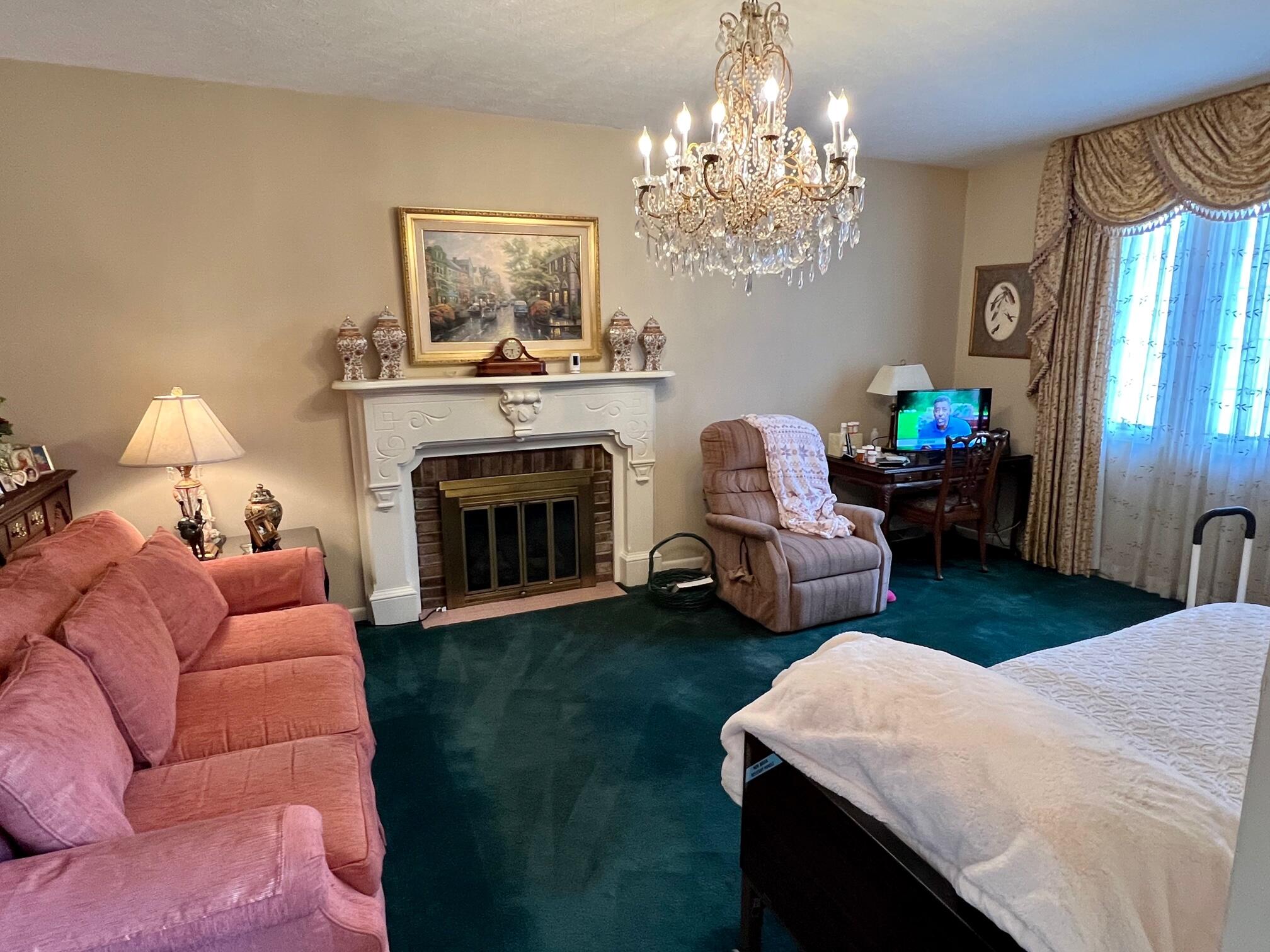 2 Ridge Point Big Stone Gap, VA 24219 - Photo 5 of 53 38