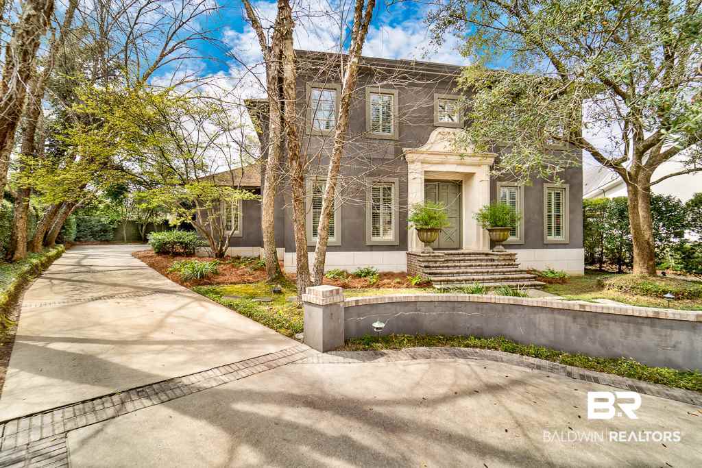 212 Kingswood Court Mobile, AL 36608 - Photo 2 of 32