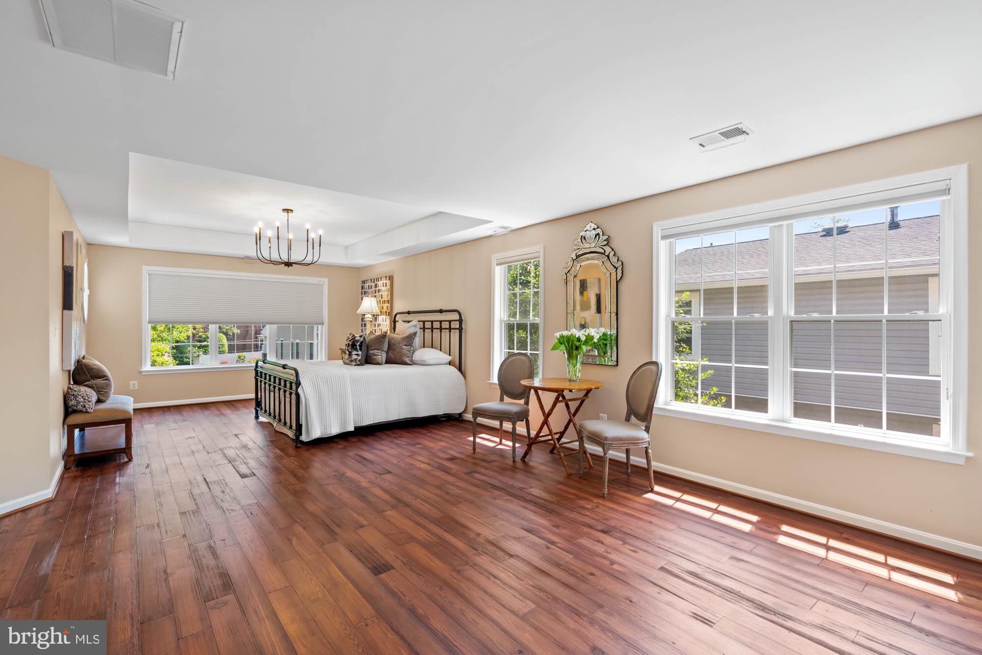 1249 Beverly Road McLean, VA 22101 - Photo 26 of 48 Primary Bedroom