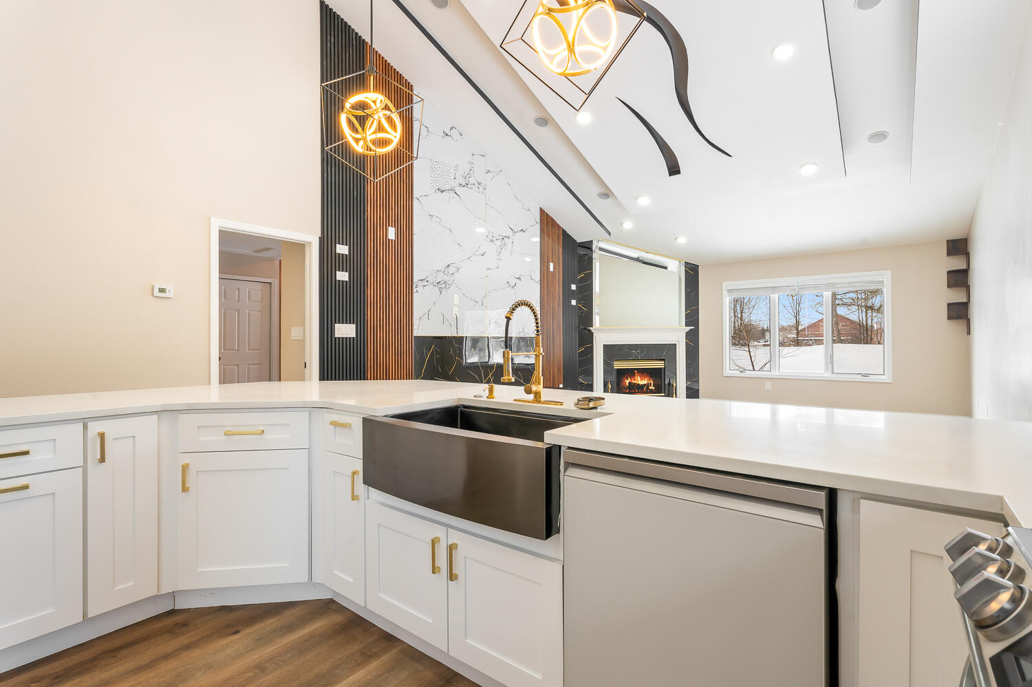 902 Cornwallis Lane Munster, IN 46321 - Photo 20 of 59 a kitchen with stainless steel appliances granite countertop a sink and cabinets with wooden floor