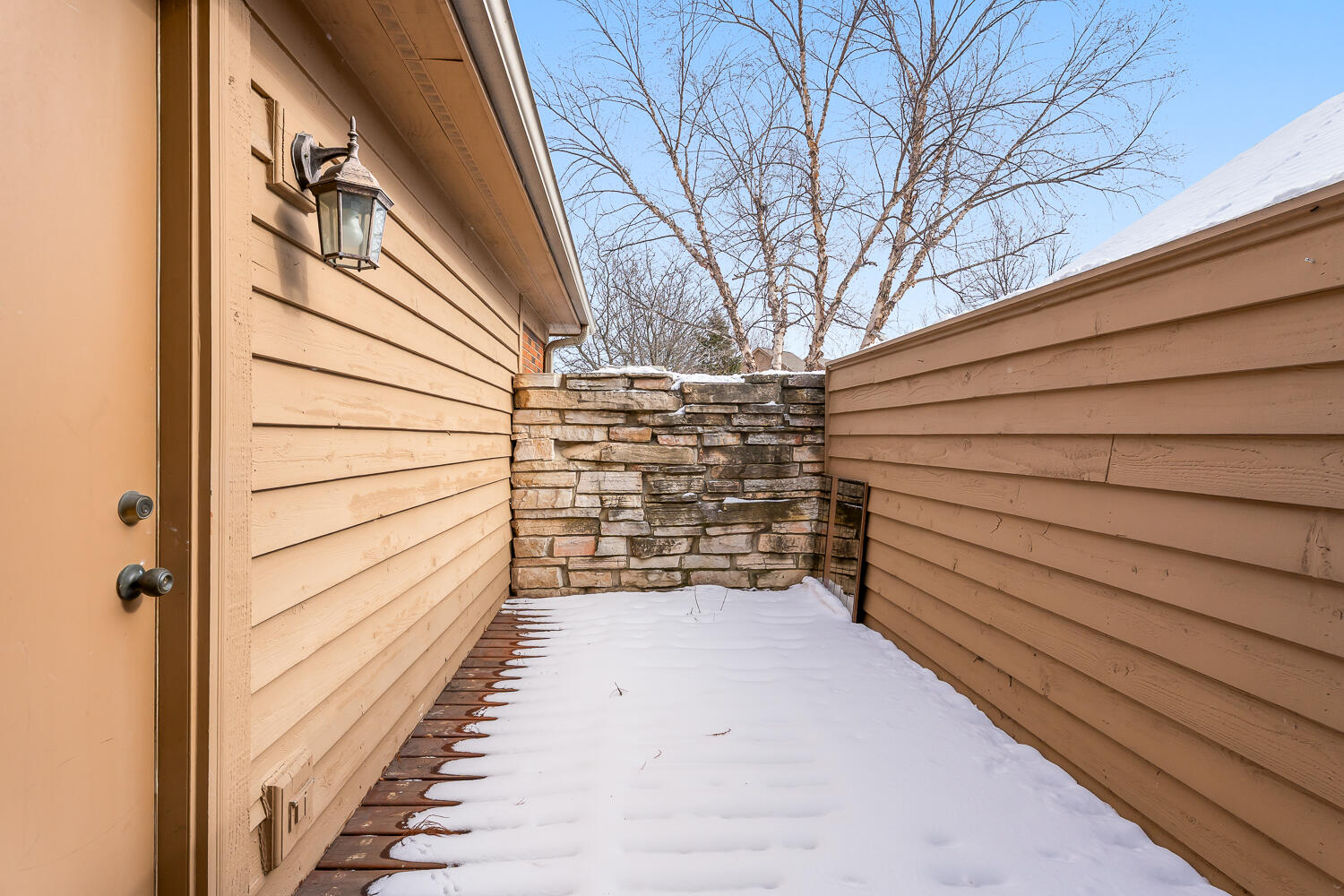 902 Cornwallis Lane Munster, IN 46321 - Photo 38 of 59 a view of outdoor space and wooden deck