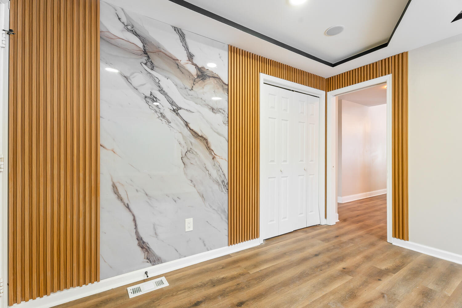 902 Cornwallis Lane Munster, IN 46321 - Photo 48 of 59 1500x1000