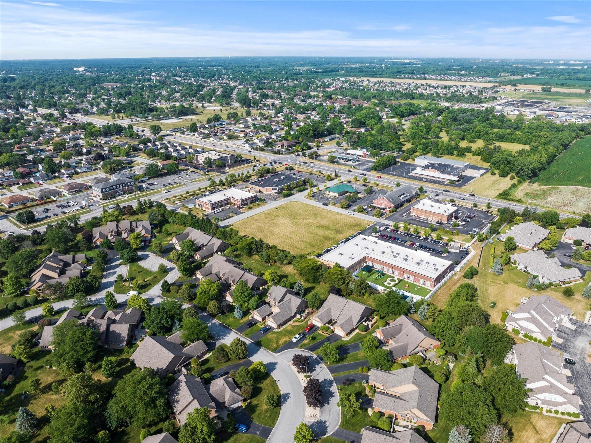 902 Cornwallis Lane Munster, IN 46321 - Photo 52 of 59 an aerial view of residential houses with outdoor space