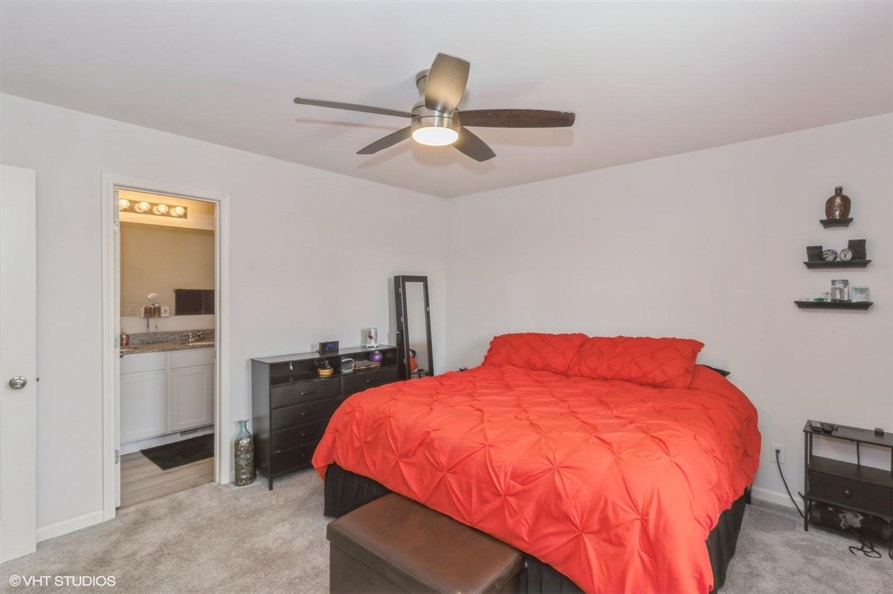 261 Old Oak Ridge Hills, IA 52235 - Photo 4 of 14 Gallery Image 4