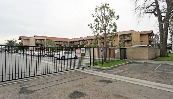 $1,228 | 11441 Acacia Parkway, Garden Grove, CA 92840